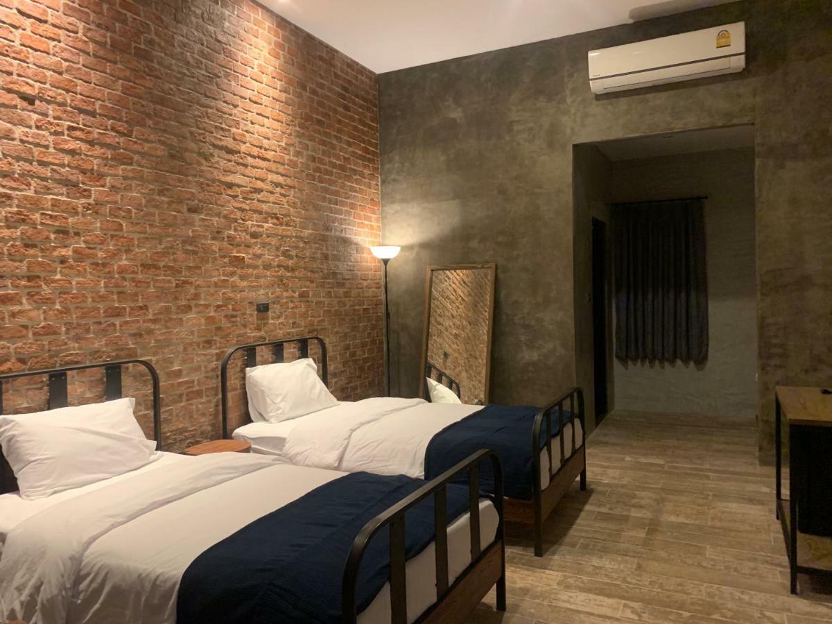 The Barn Hua Hin Hotel Кхао Тао Екстериор снимка