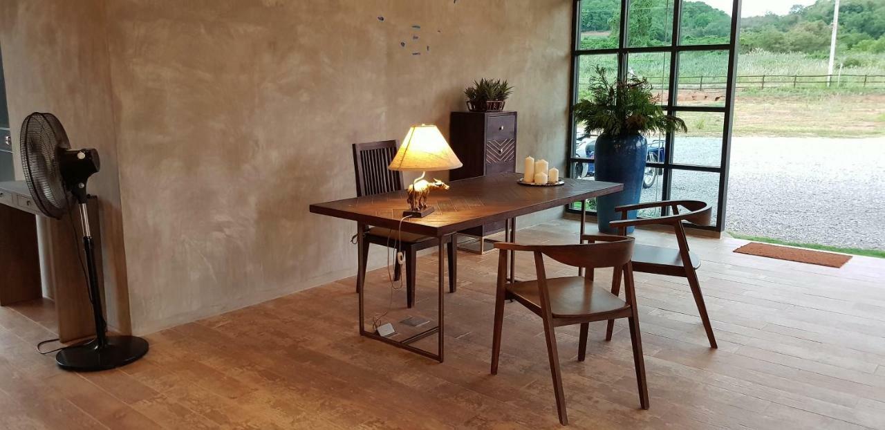 The Barn Hua Hin Hotel Кхао Тао Екстериор снимка