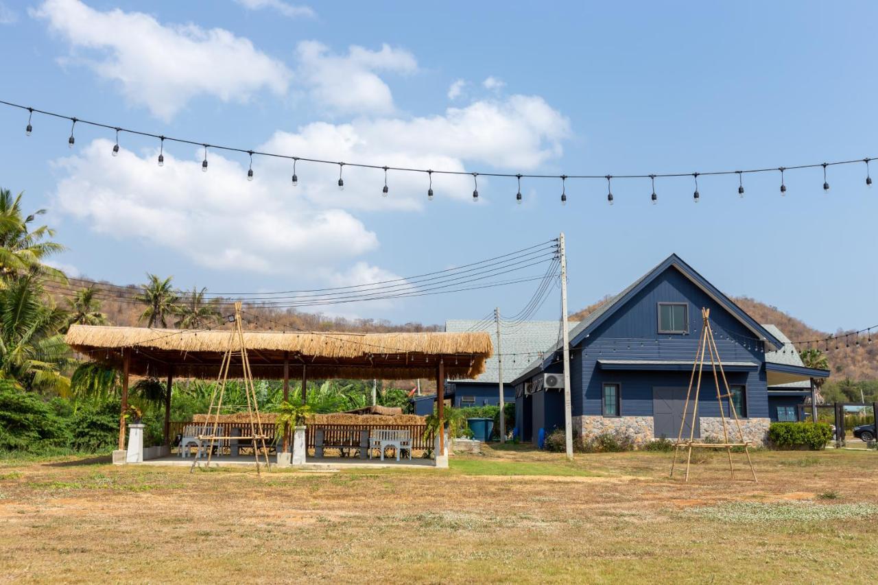 The Barn Hua Hin Hotel Кхао Тао Екстериор снимка