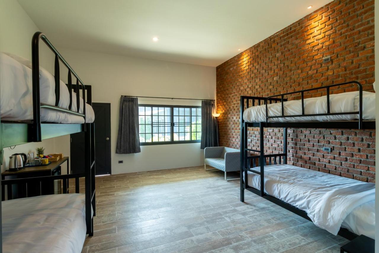The Barn Hua Hin Hotel Кхао Тао Екстериор снимка